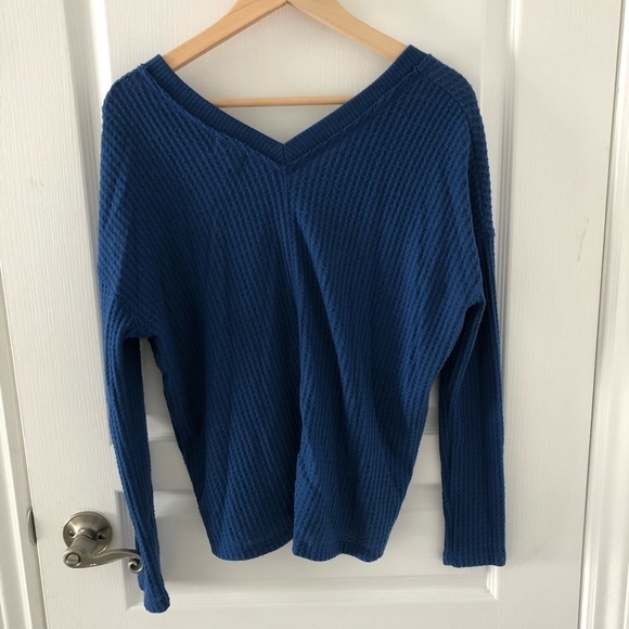 Pst Deep V-Neck Long Sleeve Top - Picture 6 of 7